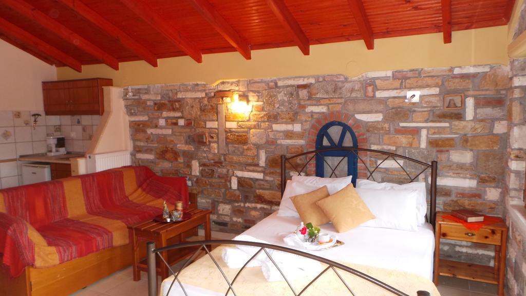 Castle Pontos Hotel Skala Potamia  Værelse billede